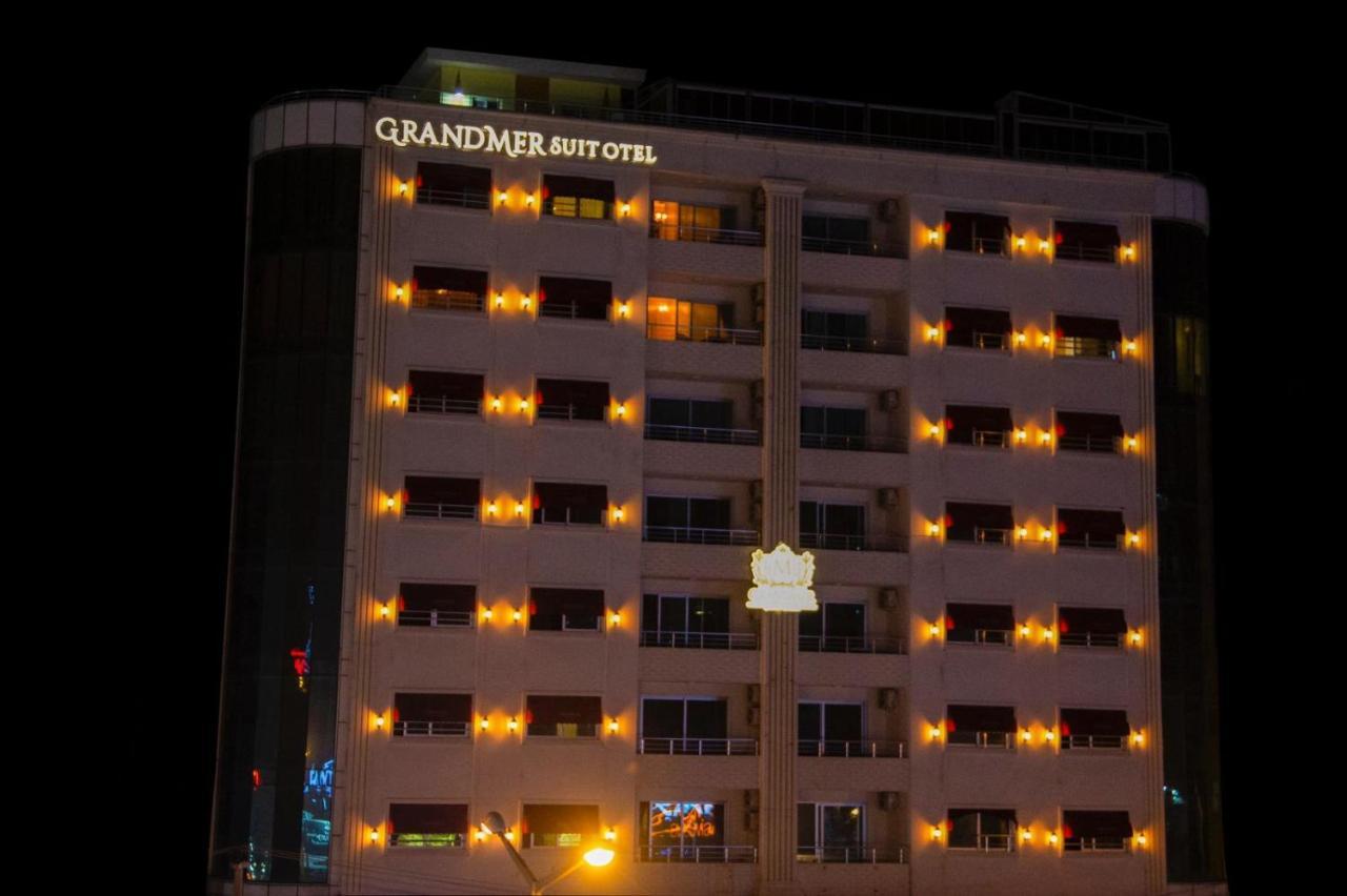 Grandmer Suit Otel Mezitli Luaran gambar